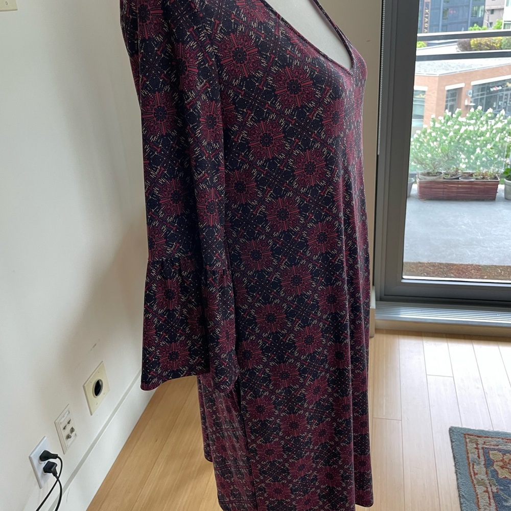 Pink printed jersey shift dress size large - Picture 2 of 4